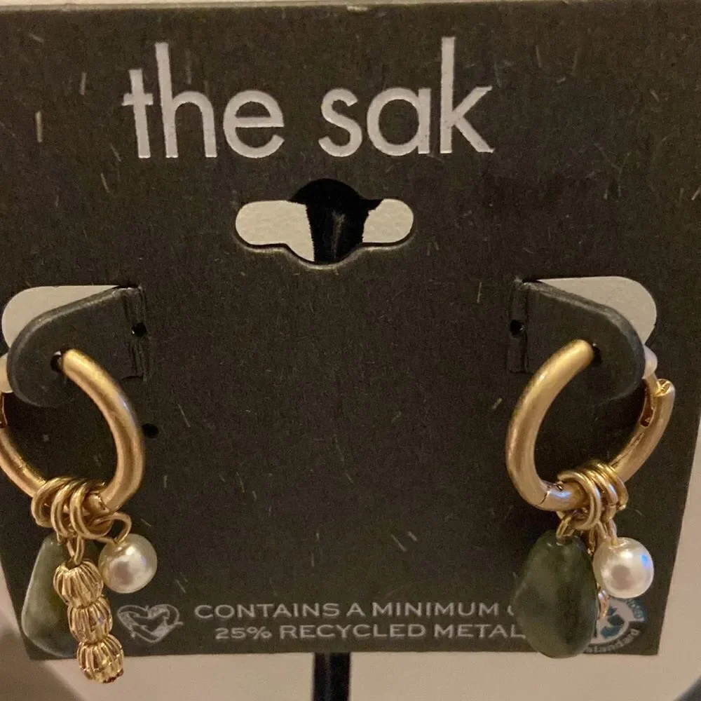The Sak NWT Gold color Loop with gold beans green stone and pearl